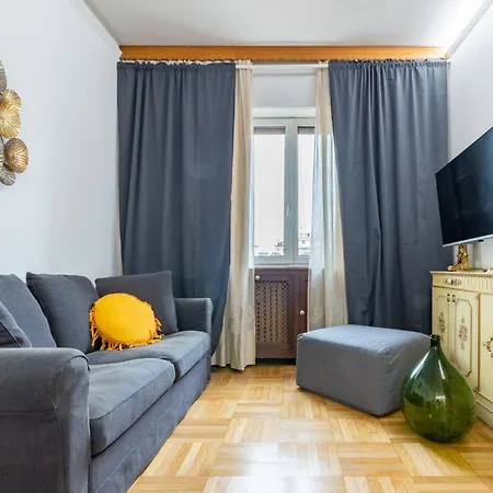Enchanting Navigli Base Appartement